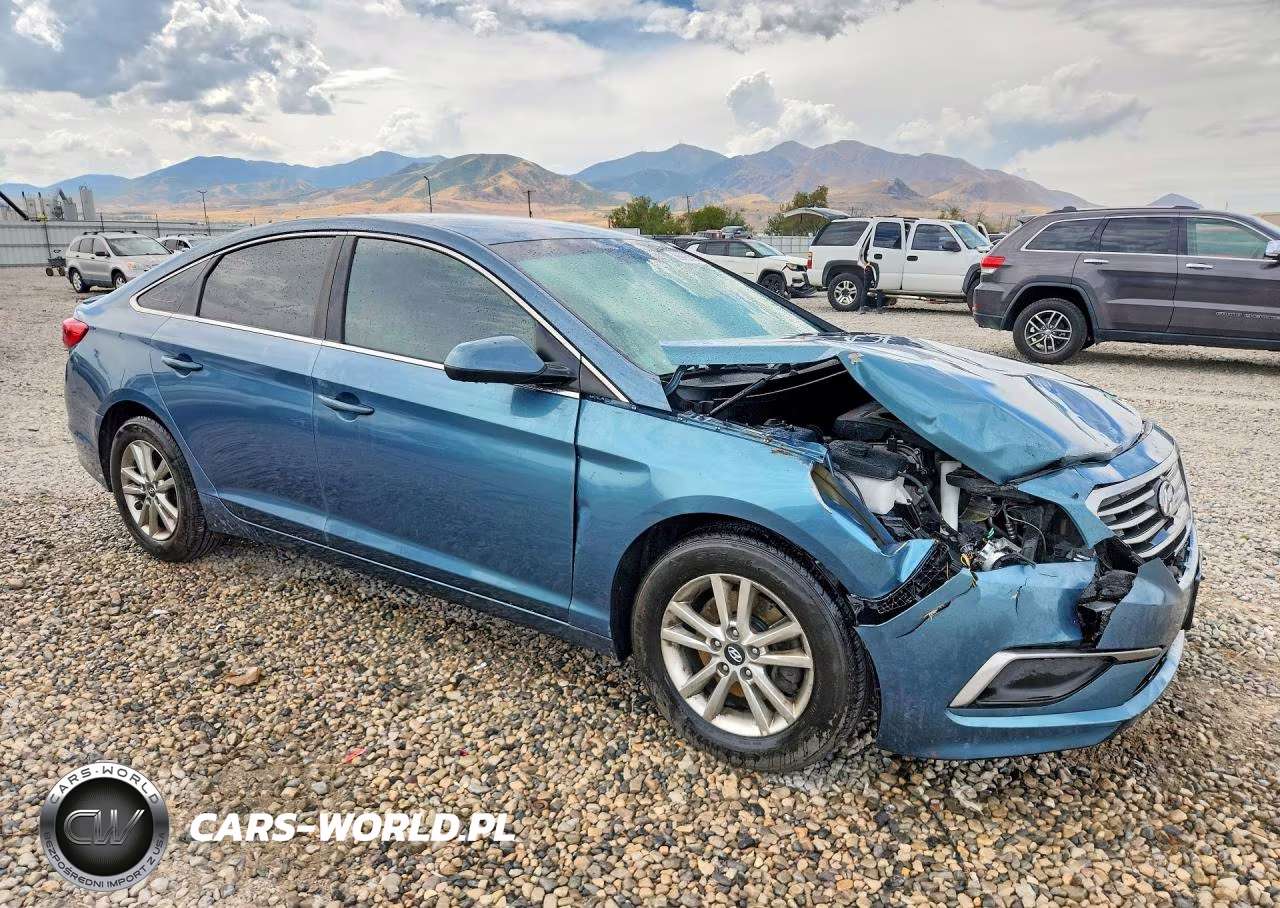 2017 Hyundai Sonata Se VIN:5NPE24AF7HH552684 - 4