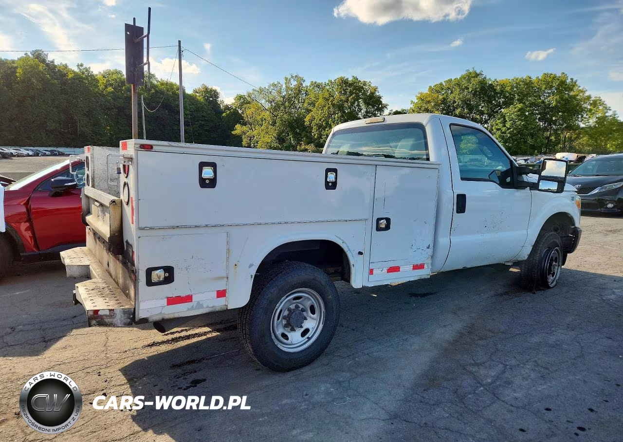 2015 Ford F250 Super Duty VIN:1FDBF2B69FEC56732 - 3