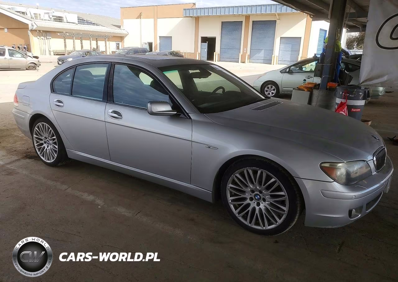 2007 BMW 750 I VIN:WBAHL835X7DT08356 - 4