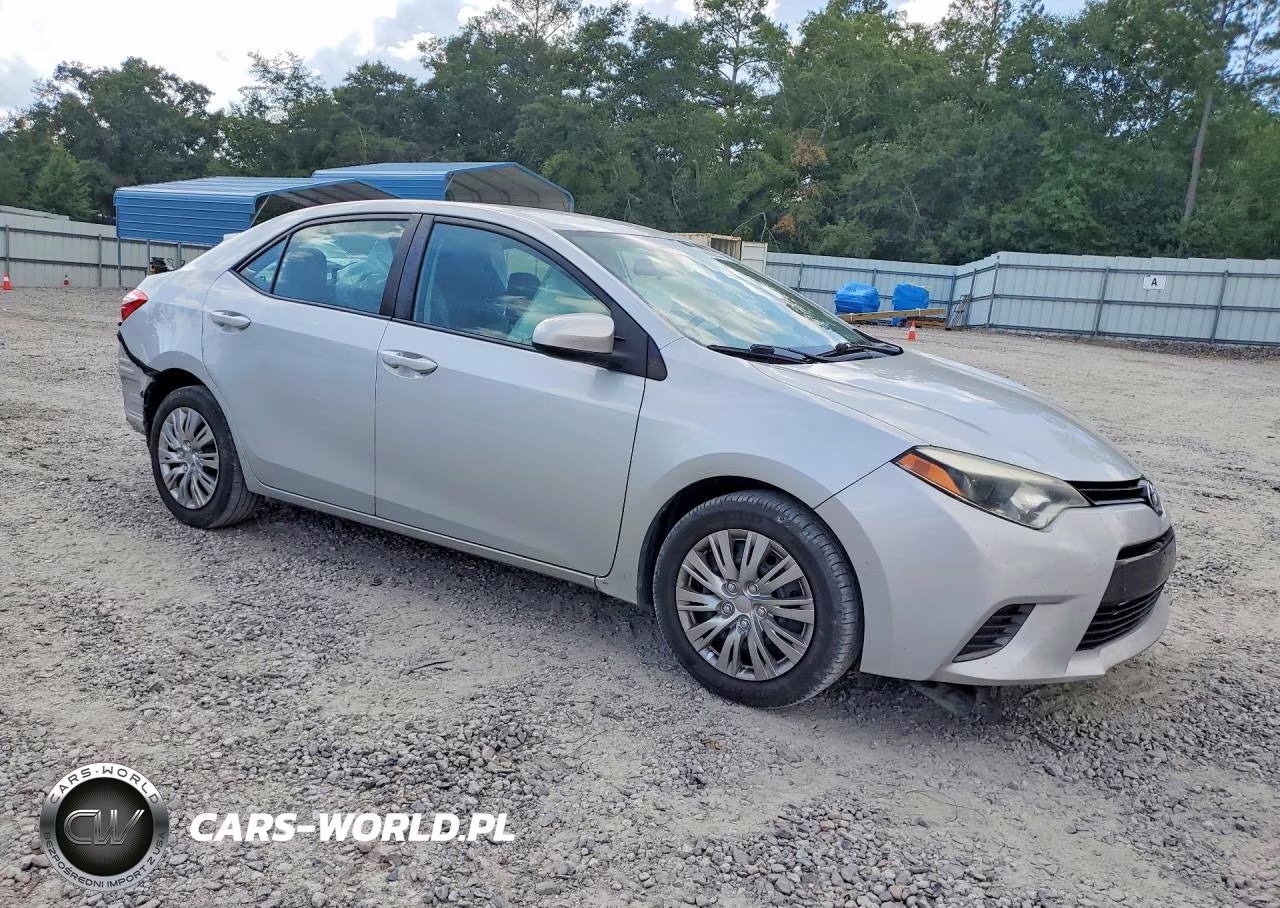 2015 Toyota Corolla Le VIN:2T1BURHEXFC365379 - 4