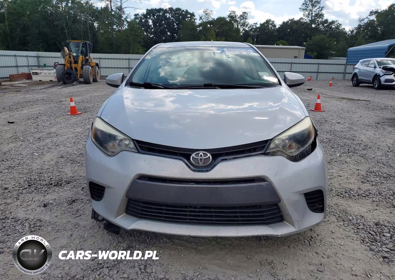 2015 Toyota Corolla Le VIN:2T1BURHEXFC365379 - 5