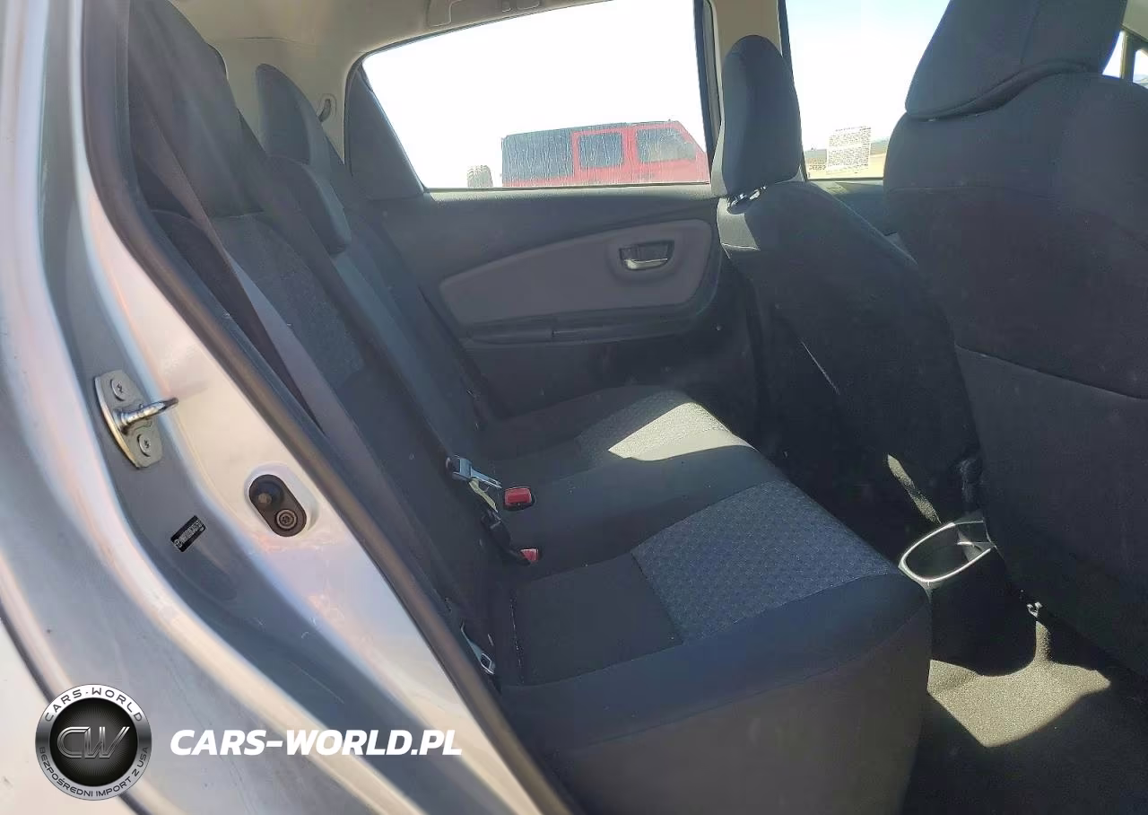 2016 Toyota Yaris 5-Door Le VIN:VNKKTUD38GA057537 - 10