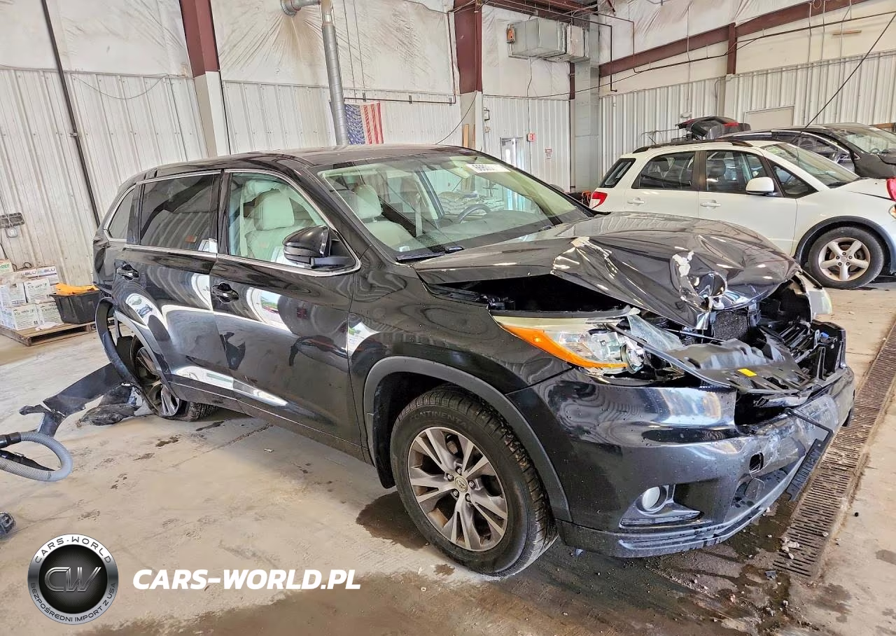 2015 Toyota Highlander Le Plus VIN:5TDBKRFH8FS195095 - 4