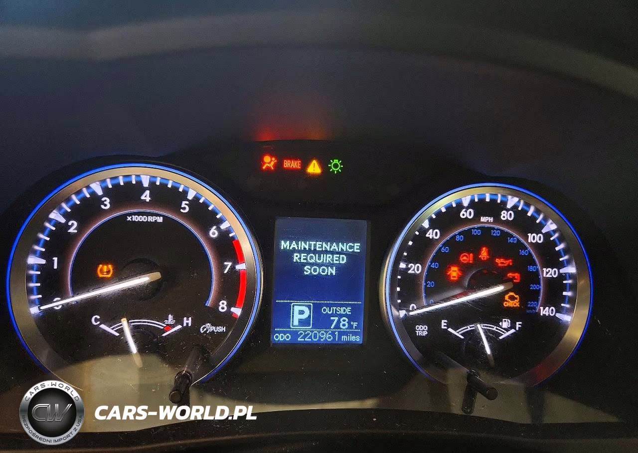 2015 Toyota Highlander Le Plus VIN:5TDBKRFH8FS195095 - 9
