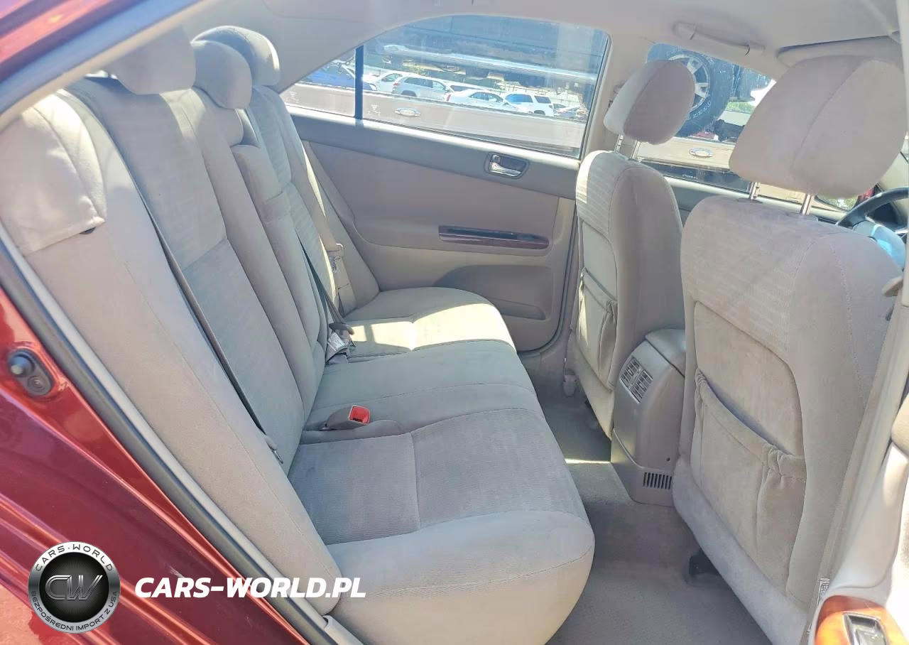 2005 Toyota Camry Xle VIN:4T1BE32K25U059704 - 10