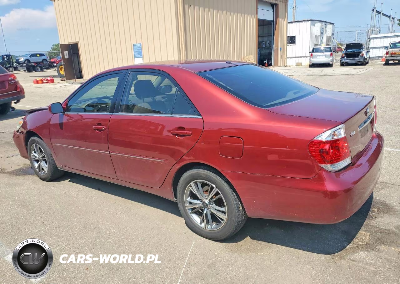 2005 Toyota Camry Xle VIN:4T1BE32K25U059704 - 2
