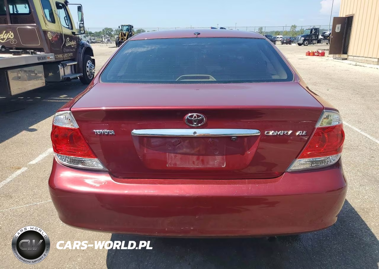 2005 Toyota Camry Xle VIN:4T1BE32K25U059704 - 6