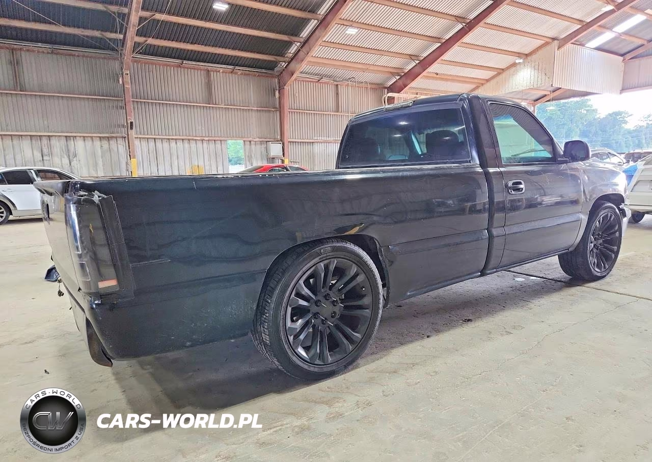 2000 Chevrolet Silverado C1500 VIN:1GCEC14W6YE143809 - 3