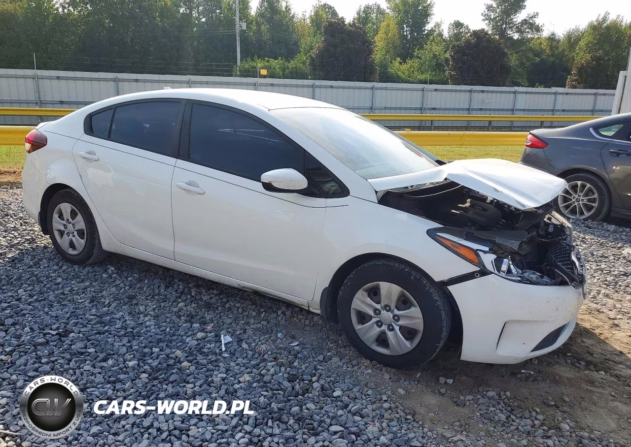 2025 Kia Forte Lx VIN:3KPFK4A78HE034097 - 4
