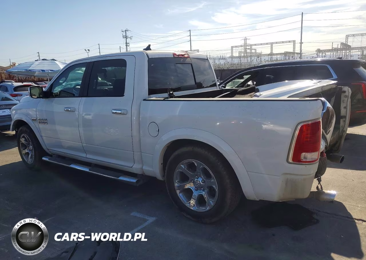 2017 Ram 1500 Laramie VIN:1C6RR7NT5HS654377 - 2