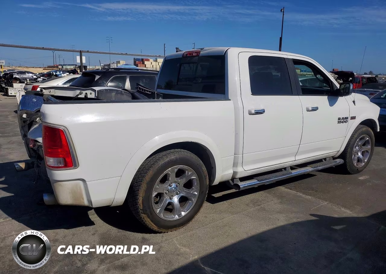 2017 Ram 1500 Laramie VIN:1C6RR7NT5HS654377 - 3