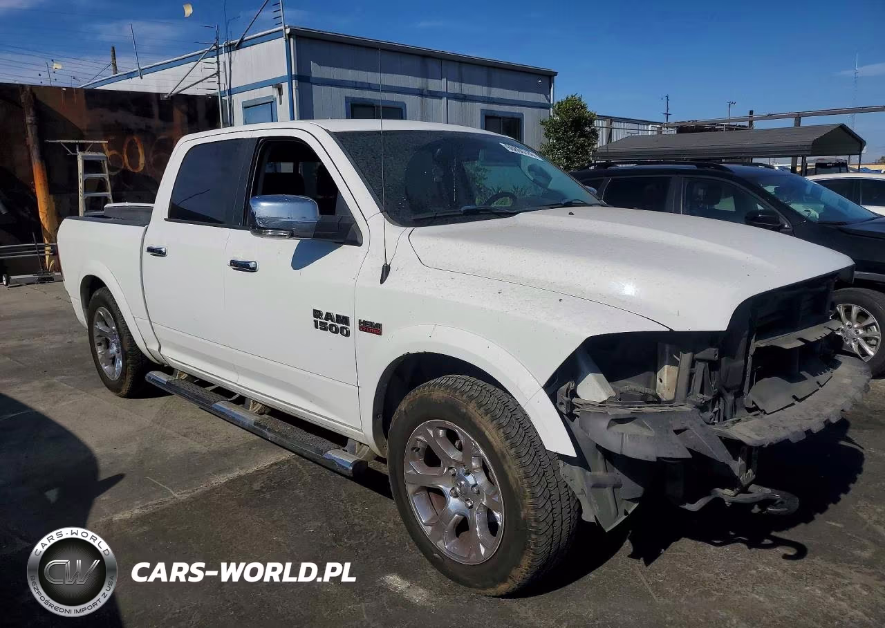 2017 Ram 1500 Laramie VIN:1C6RR7NT5HS654377 - 4