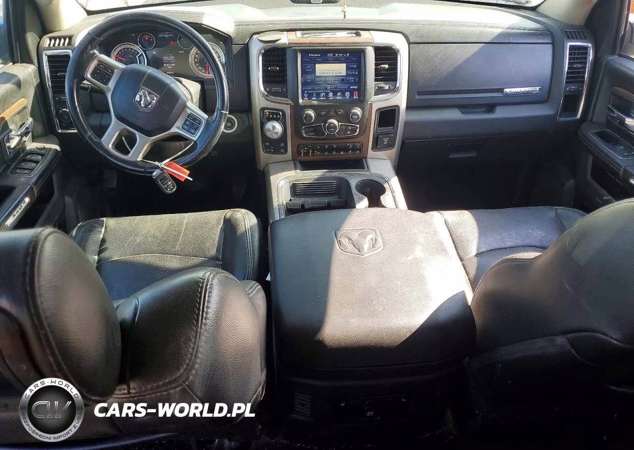 2017 Ram 1500 Laramie VIN:1C6RR7NT5HS654377 - 8