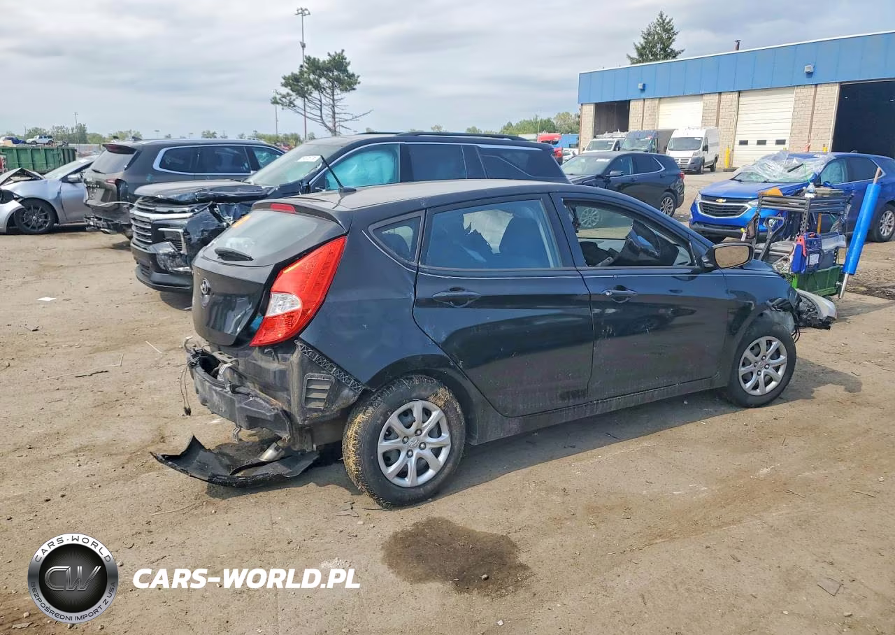 2014 Hyundai Accent Gs VIN:KMHCT5AE0EU150813 - 3