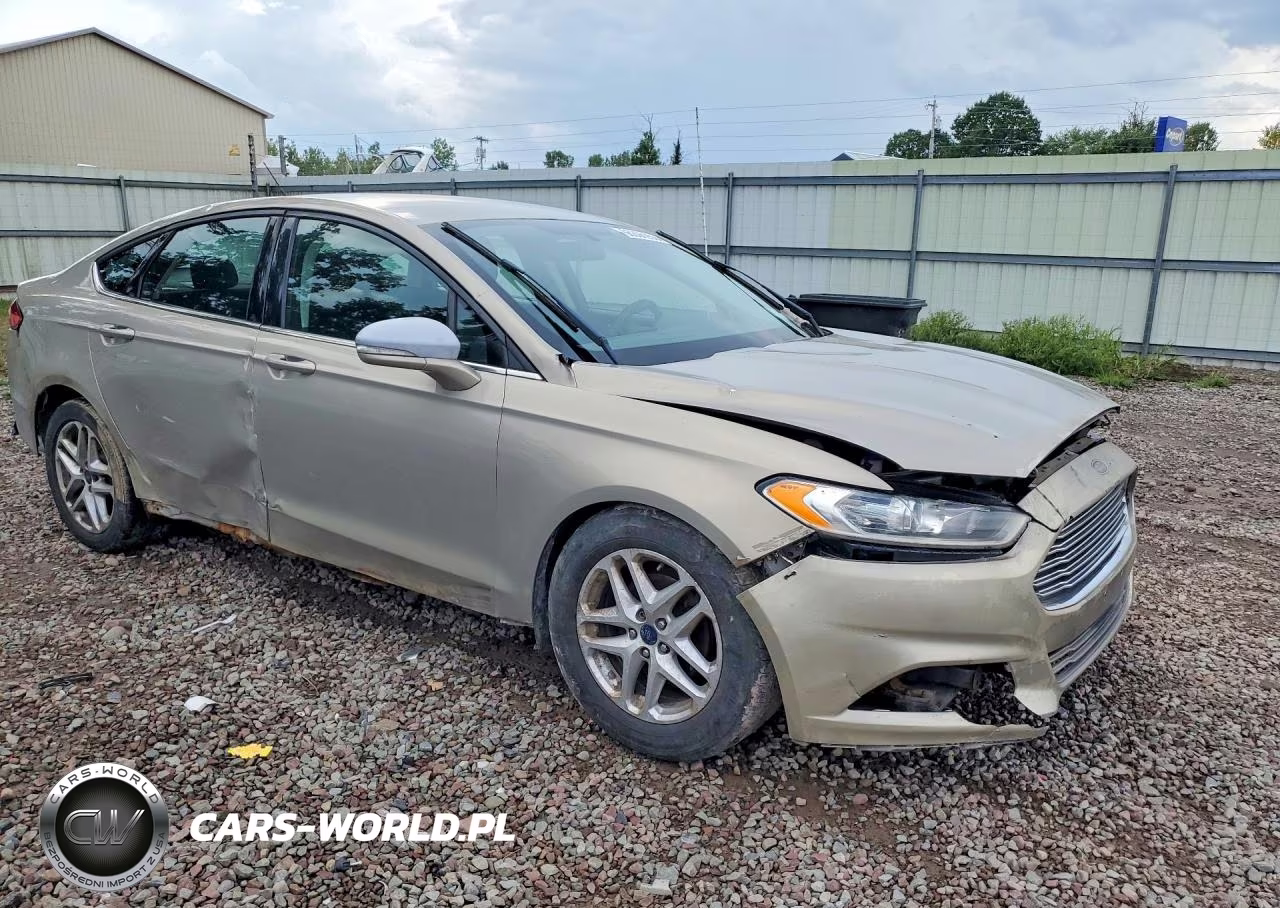 2015 Ford Fusion Se VIN:3FA6P0H77FR151777 - 4