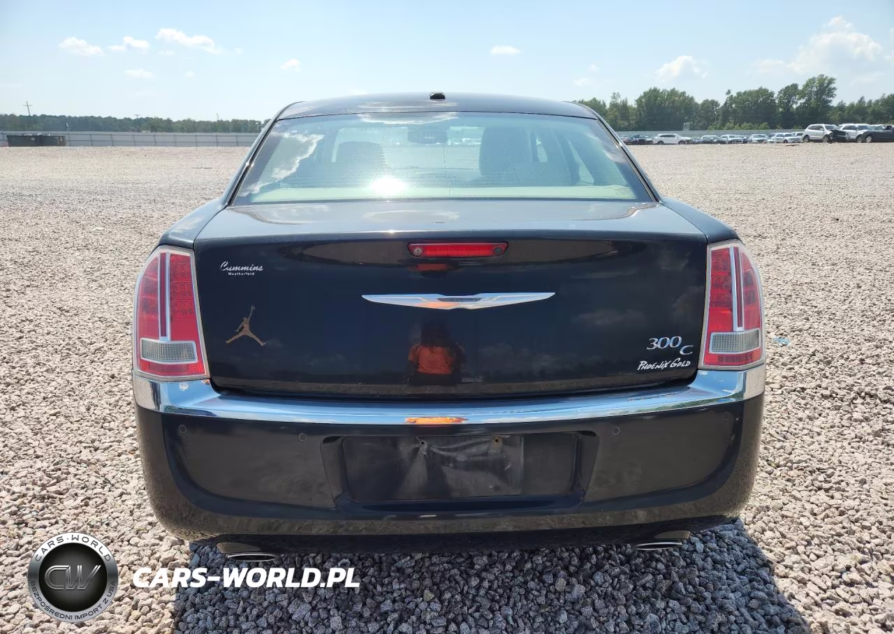 2013 Chrysler 300C VIN:2C3CCAET7DH618760 - 6