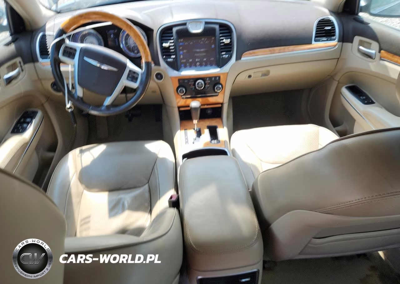 2013 Chrysler 300C VIN:2C3CCAET7DH618760 - 8