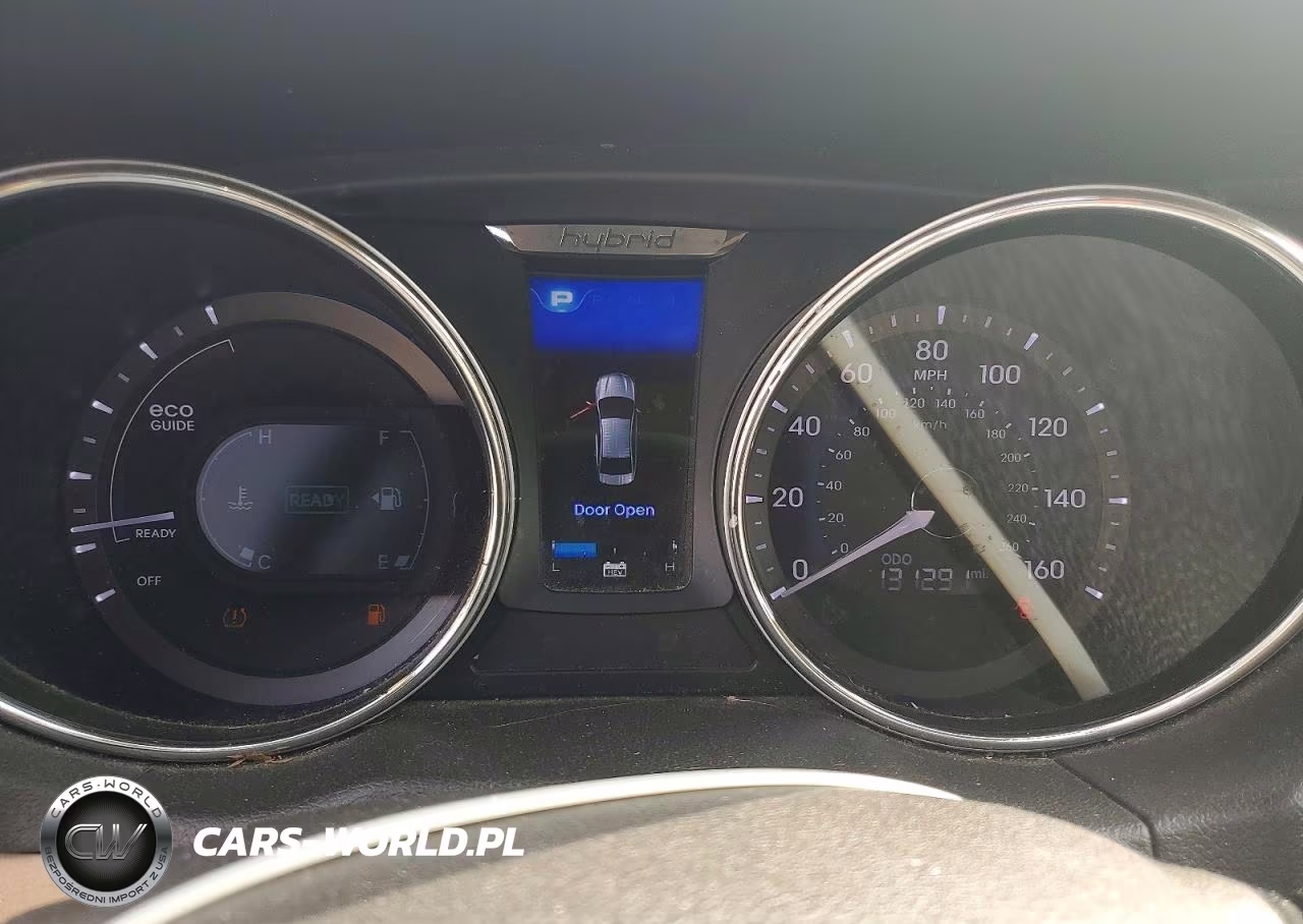 2012 Hyundai Sonata Hybrid VIN:KMHEC4A47CA044397 - 9