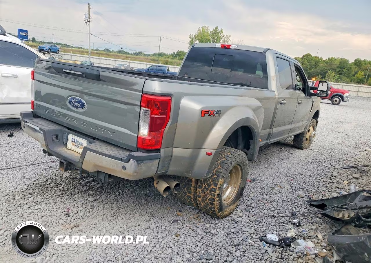2019 Ford F350 Super Duty VIN:1FT8W3DT3KEC21556 - 3