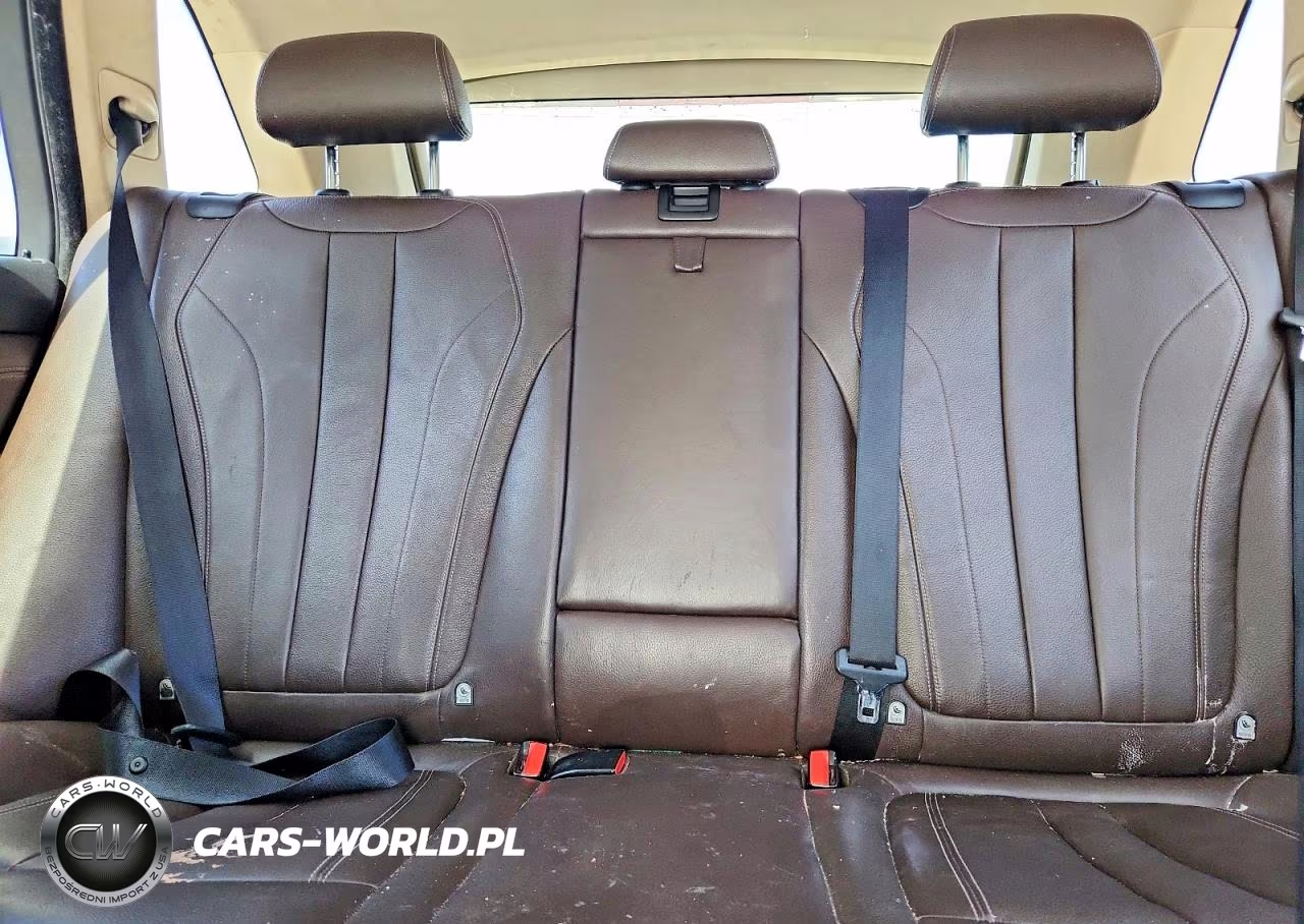 2015 BMW X5 xDrive35I VIN:5UXKR0C51F0P02440 - 10