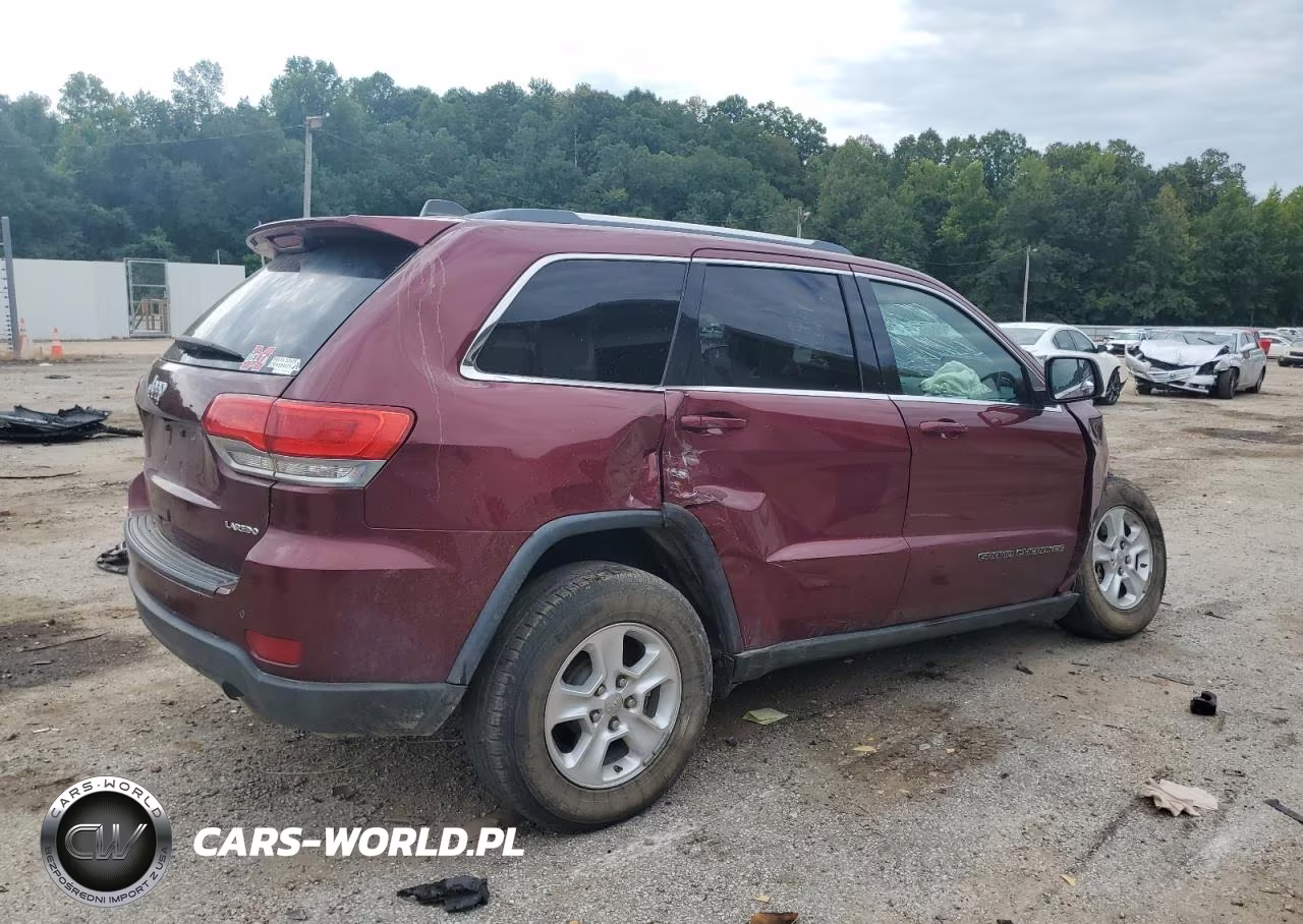 2017 Jeep Grand Cherokee Laredo VIN:1C4RJEAG9HC845856 - 3