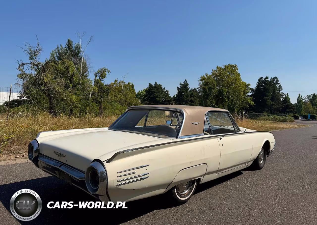 1961 Ford T-Bird VIN:1Y71Z139615 - 4