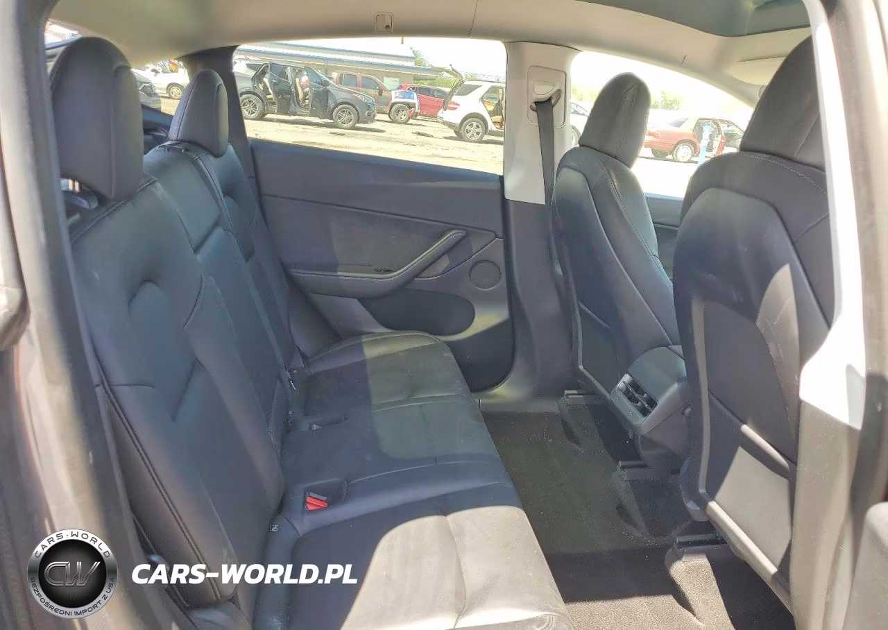 2021 Tesla Model Y VIN:5YJYGDEEXMF108269 - 10
