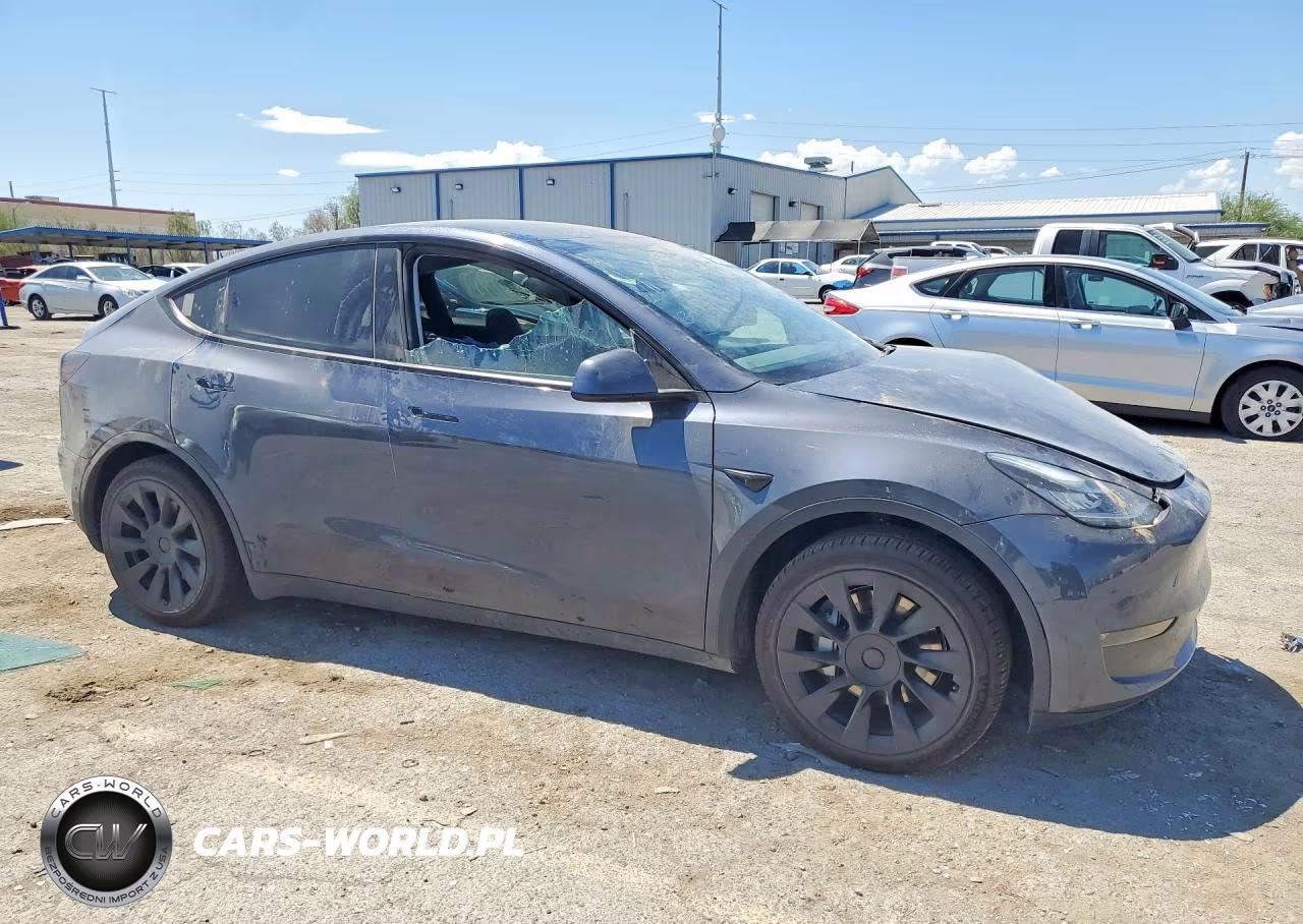 2021 Tesla Model Y VIN:5YJYGDEEXMF108269 - 4
