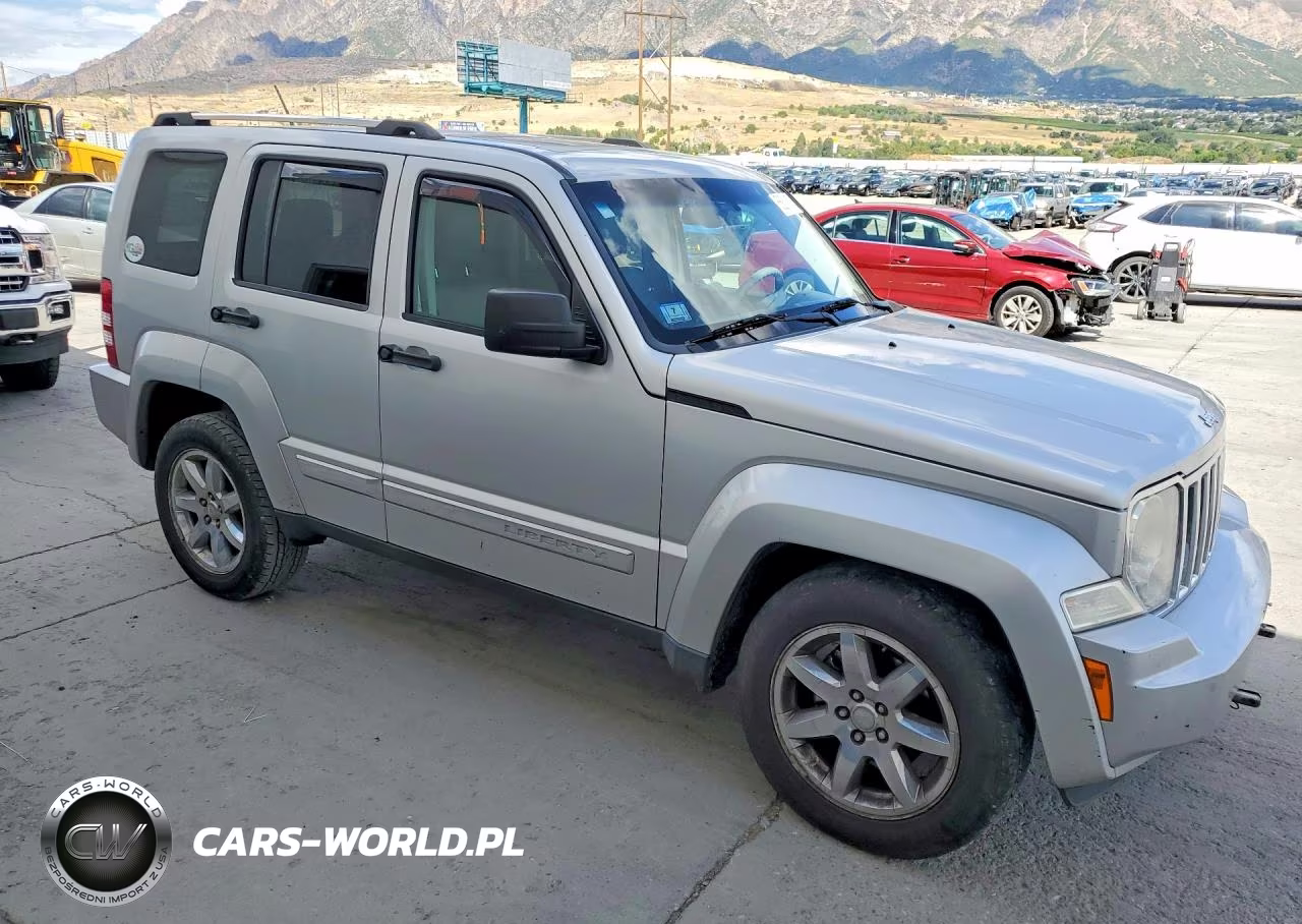 2008 Jeep Liberty Limited VIN:1J8GN58K88W286376 - 4