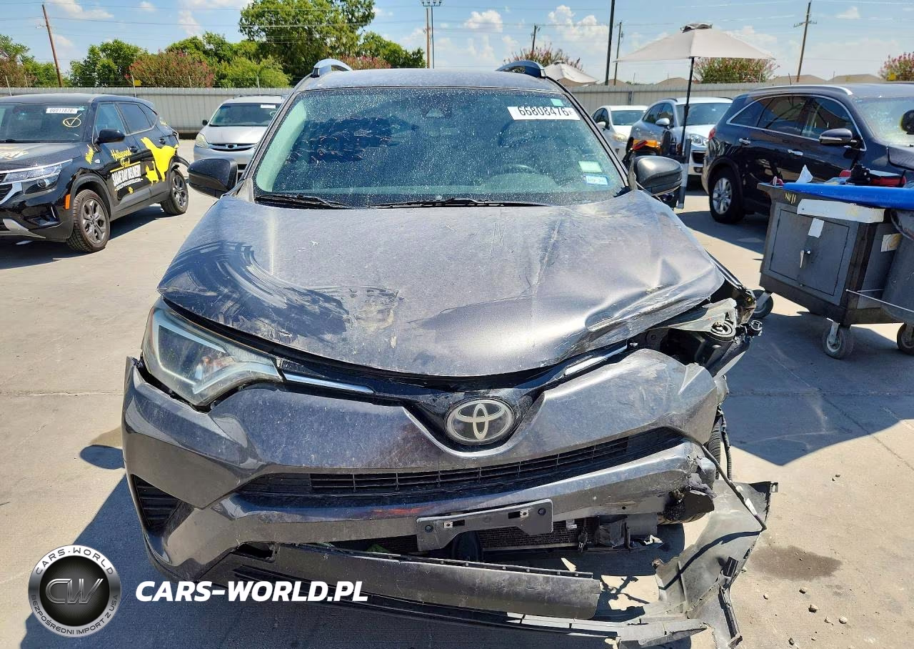 2017 Toyota Rav4 Le VIN:JTMZFREV0HJ710102 - 5