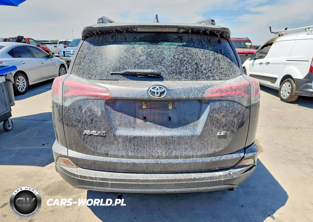 2017 Toyota Rav4 Le VIN:JTMZFREV0HJ710102 - 6