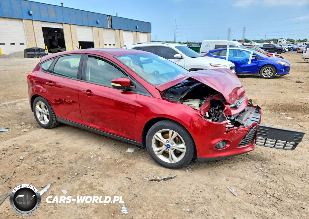 2013 Ford Focus Se VIN:1FADP3K23DL220031 - 4