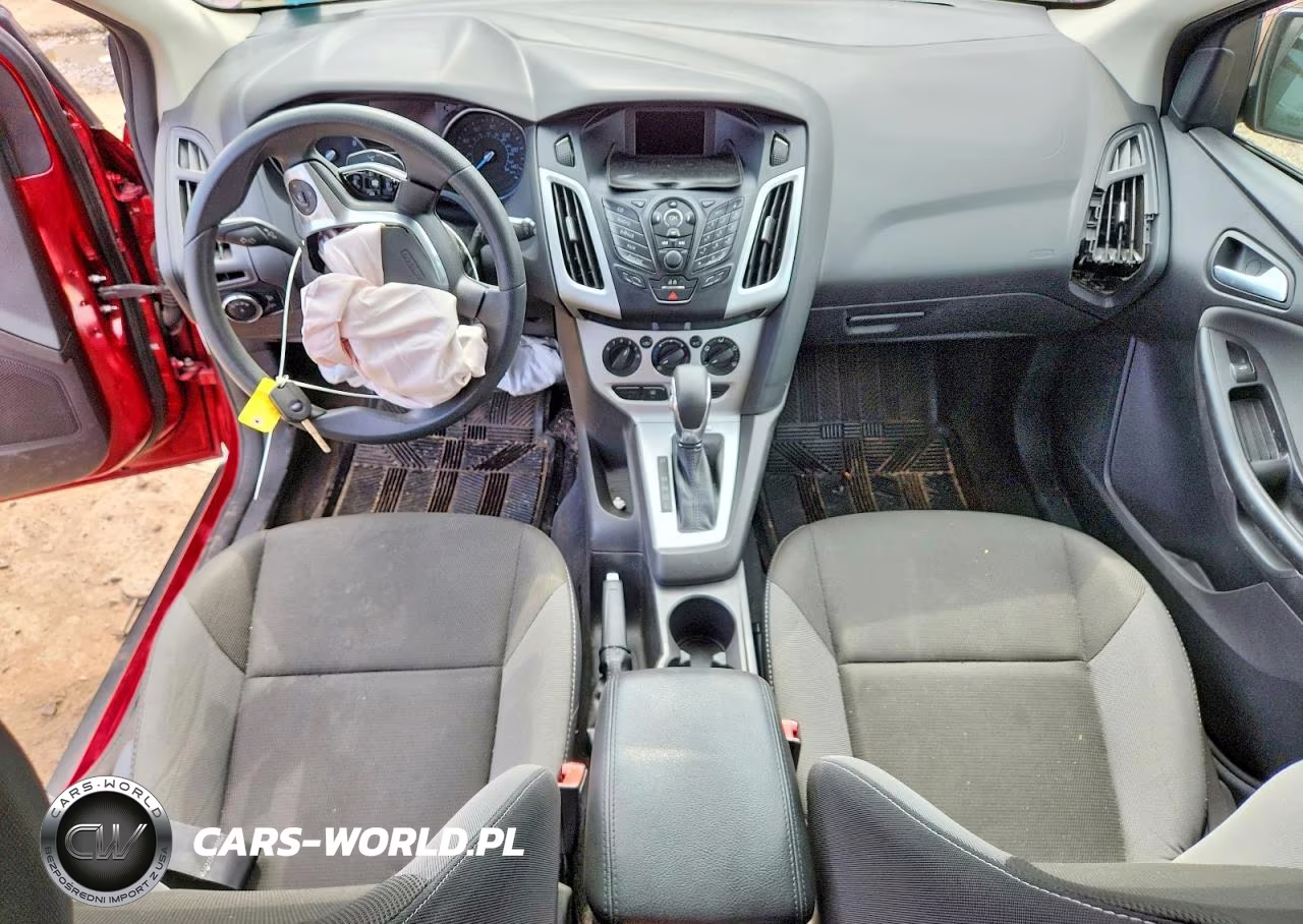 2013 Ford Focus Se VIN:1FADP3K23DL220031 - 8