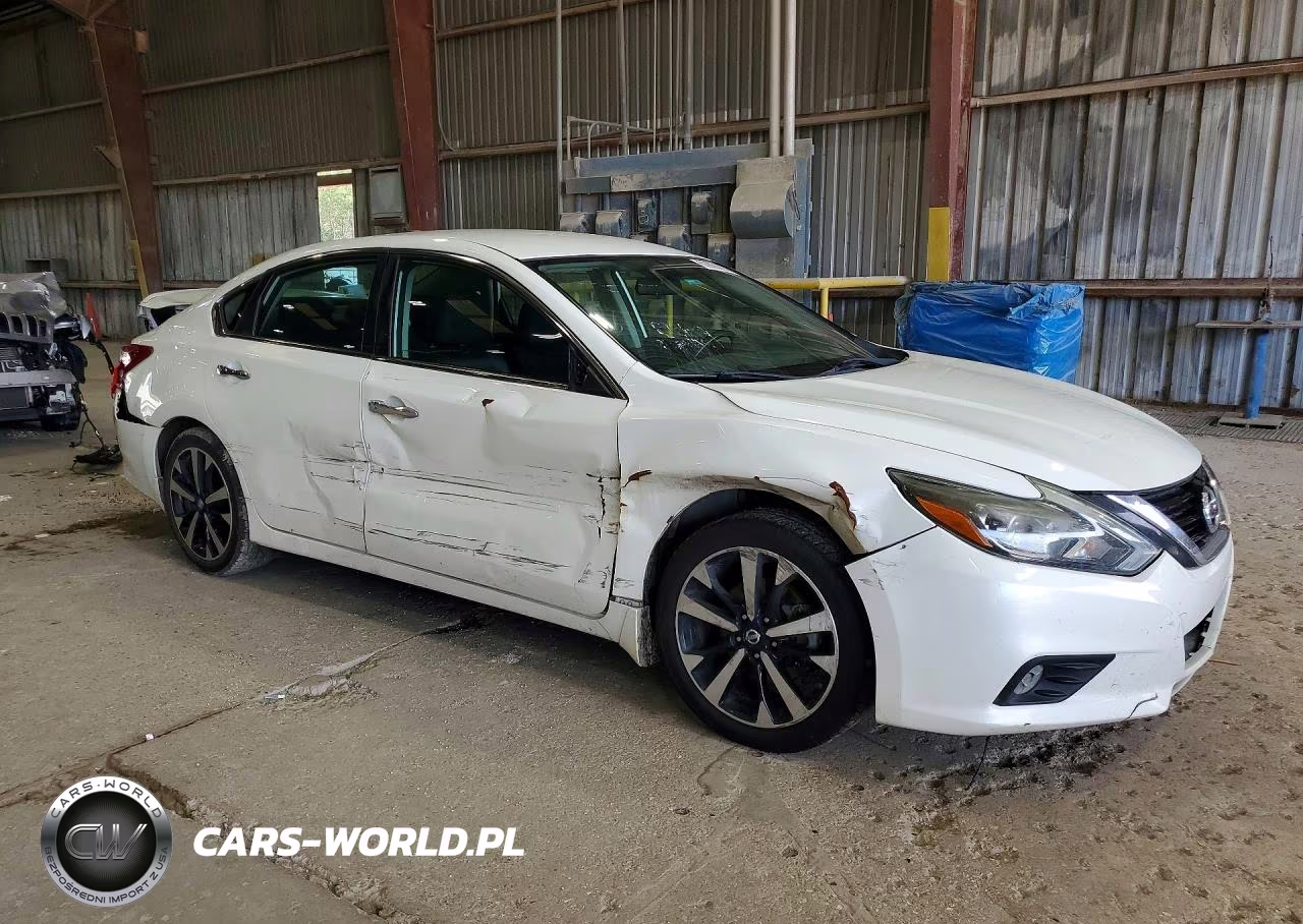 2018 Nissan Altima 2.5 Sr VIN:1N4AL3AP1JC124843 - 4
