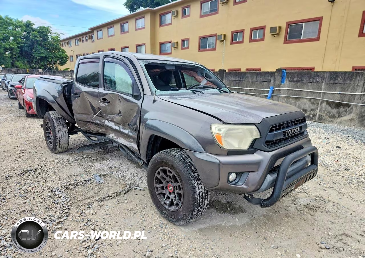 2015 Toyota Tacoma Double Cab Prerunner VIN:5TFJU4GN7FX084979 - 4