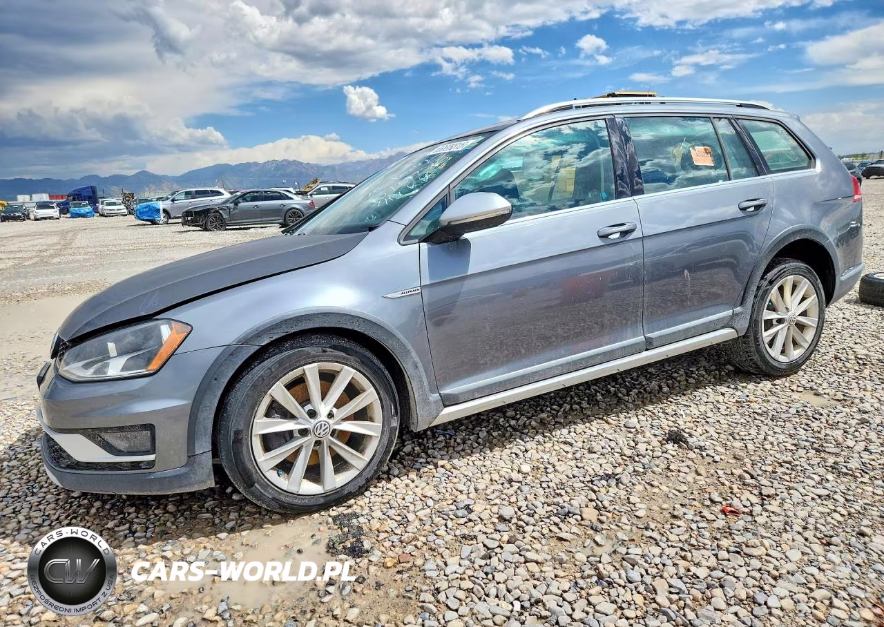2017 Volkswagen Golf Alltrack S – zdjęcie 1 z 12