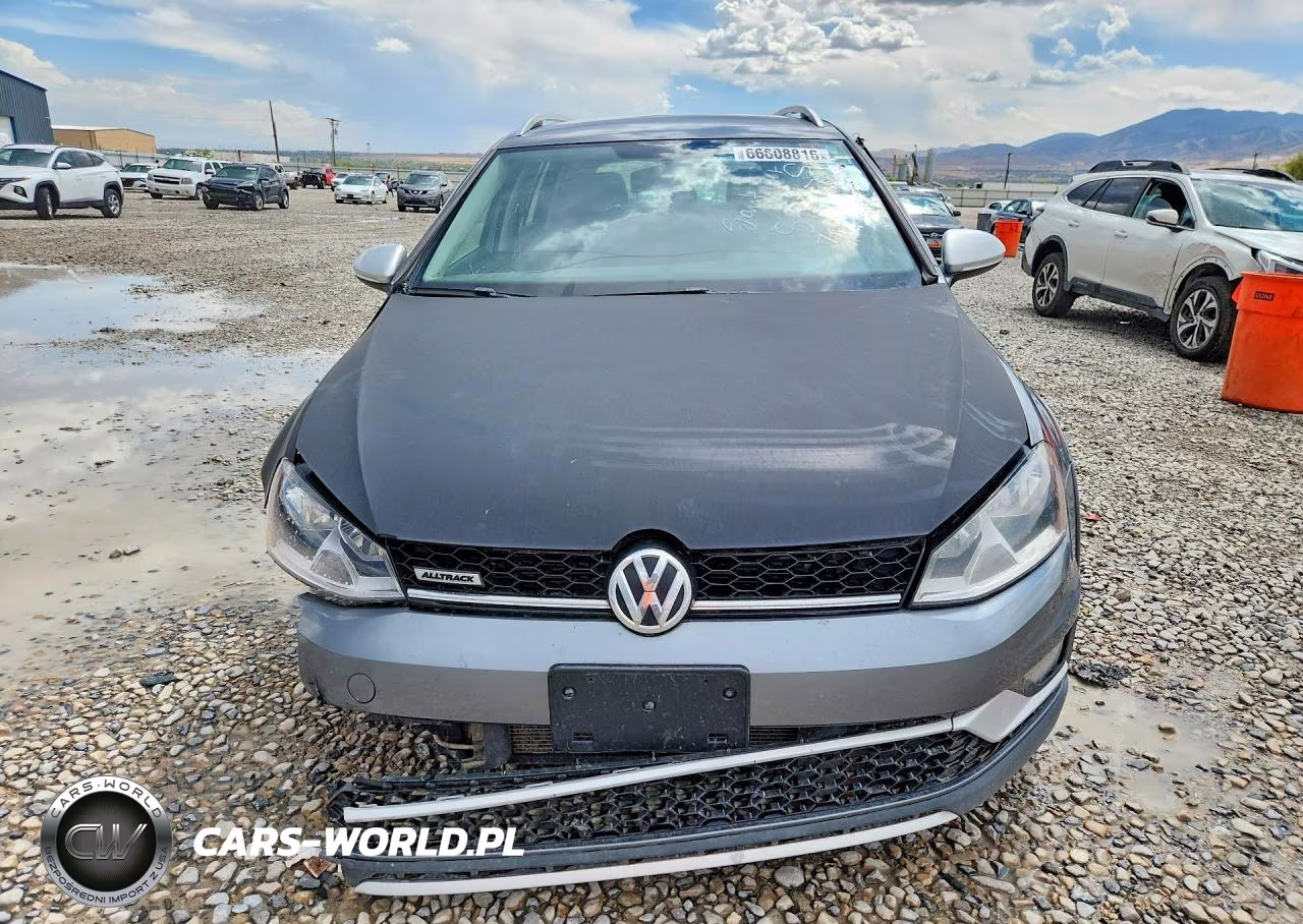 2017 Volkswagen Golf Alltrack S VIN:3VWH17AU9HM516776 - 5