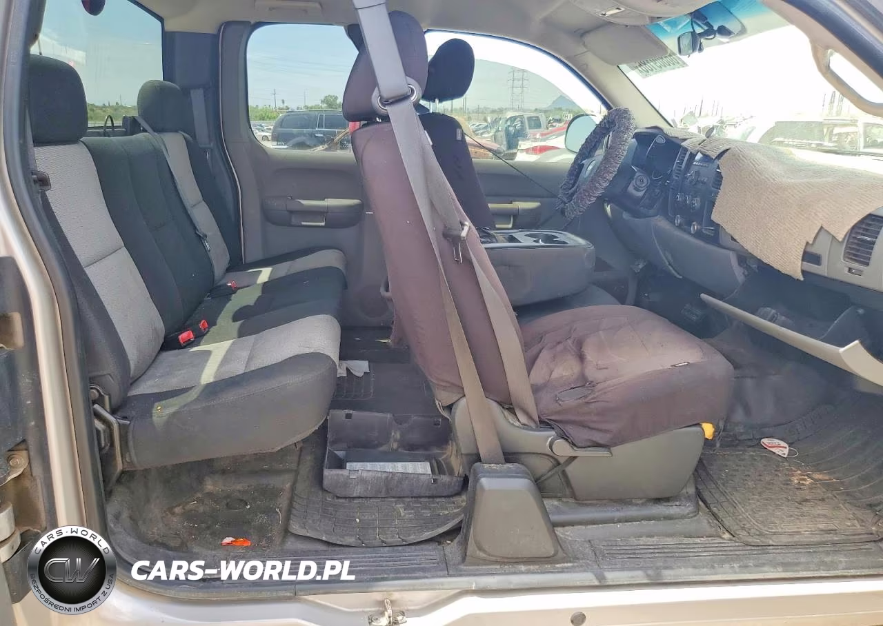 2007 Chevrolet Silverado C1500 VIN:2GCEC19C071582521 - 10