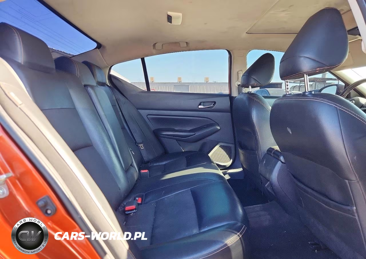 2020 Nissan Altima Sr VIN:1N4BL4CV2LC121748 - 10
