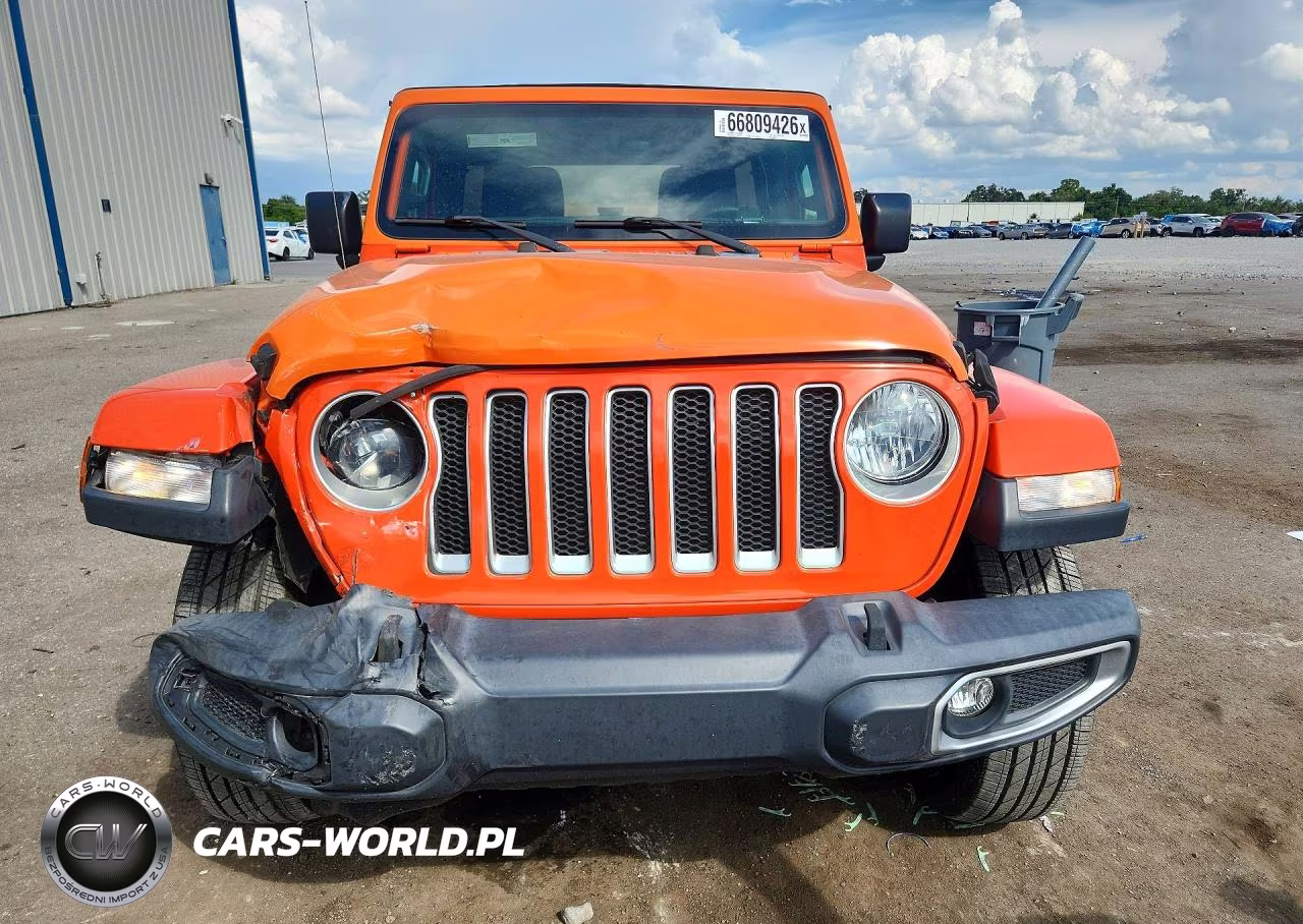 2018 Jeep Wrangler Unlimited Sahara VIN:1C4HJXEG7JW323443 - 5