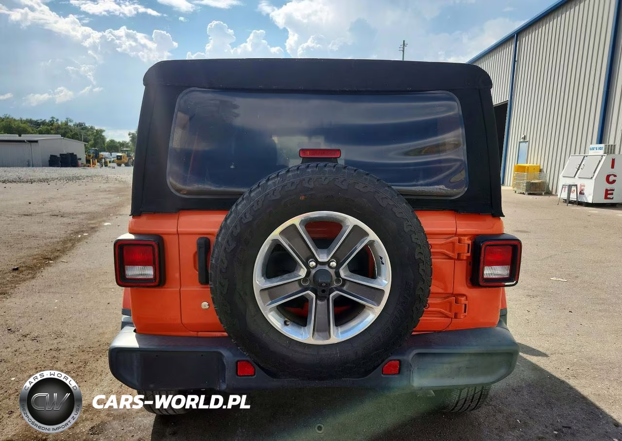 2018 Jeep Wrangler Unlimited Sahara VIN:1C4HJXEG7JW323443 - 6
