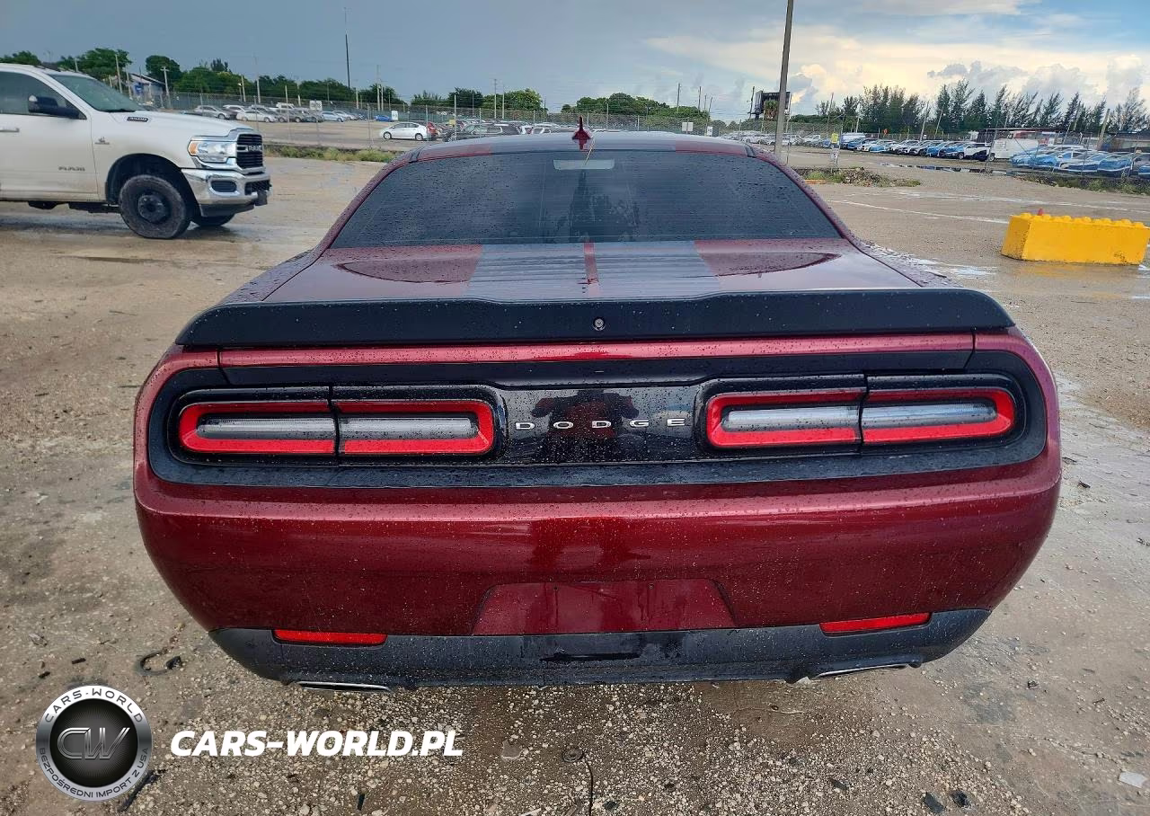 2017 Dodge Challenger Sxt VIN:2C3CDZAG0HH600109 - 6