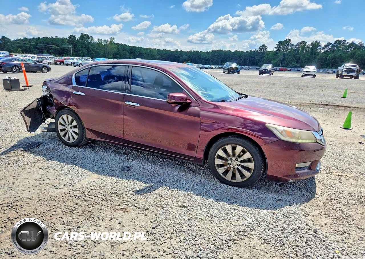 2013 Honda Accord Touring VIN:1HGCR3F95DA008834 - 4