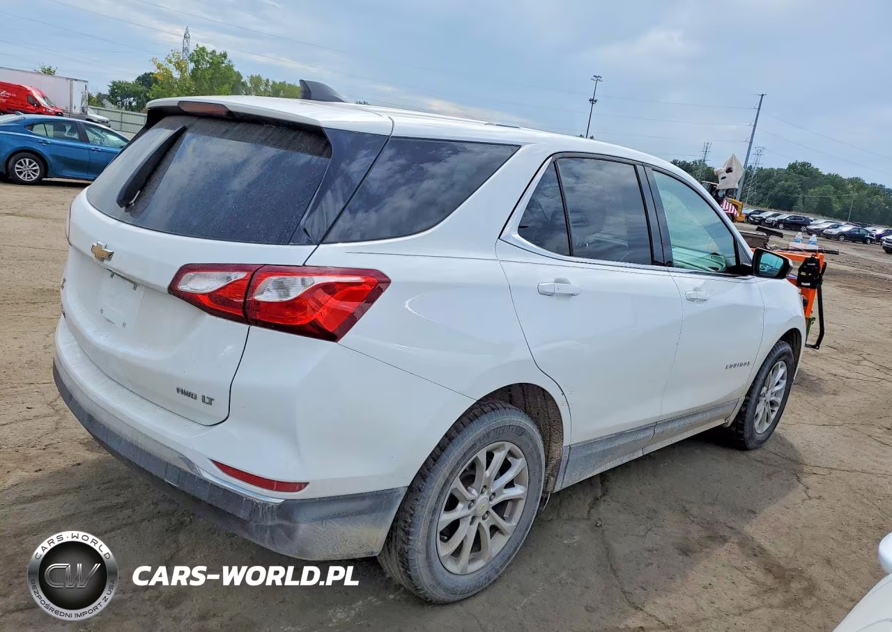 2018 Chevrolet Equinox Lt VIN:2GNAXSEV2J6156721 - 3