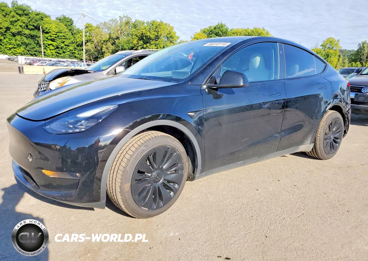 2023 Tesla Model Y – zdjęcie 1 z 12
