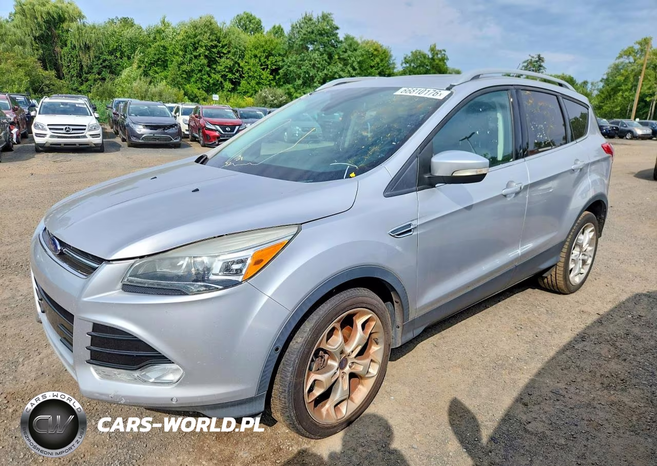 2016 Ford Escape Titanium – zdjęcie 1 z 13