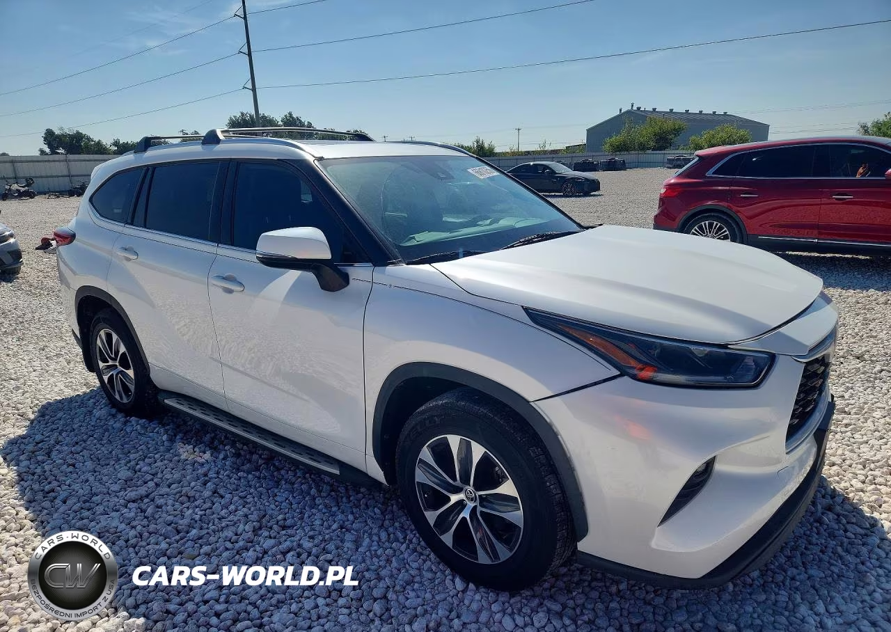2021 Toyota Highlander Xle VIN:5TDGZRAH4MS531220 - 4