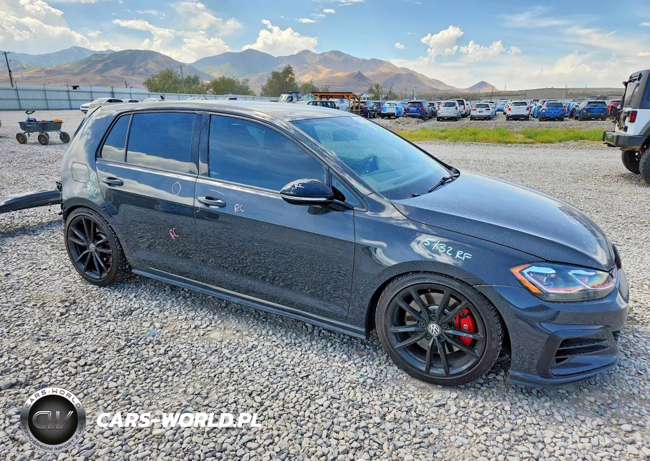 2019 Volkswagen Gti S VIN:3VW6T7AU7KM005043 - 4