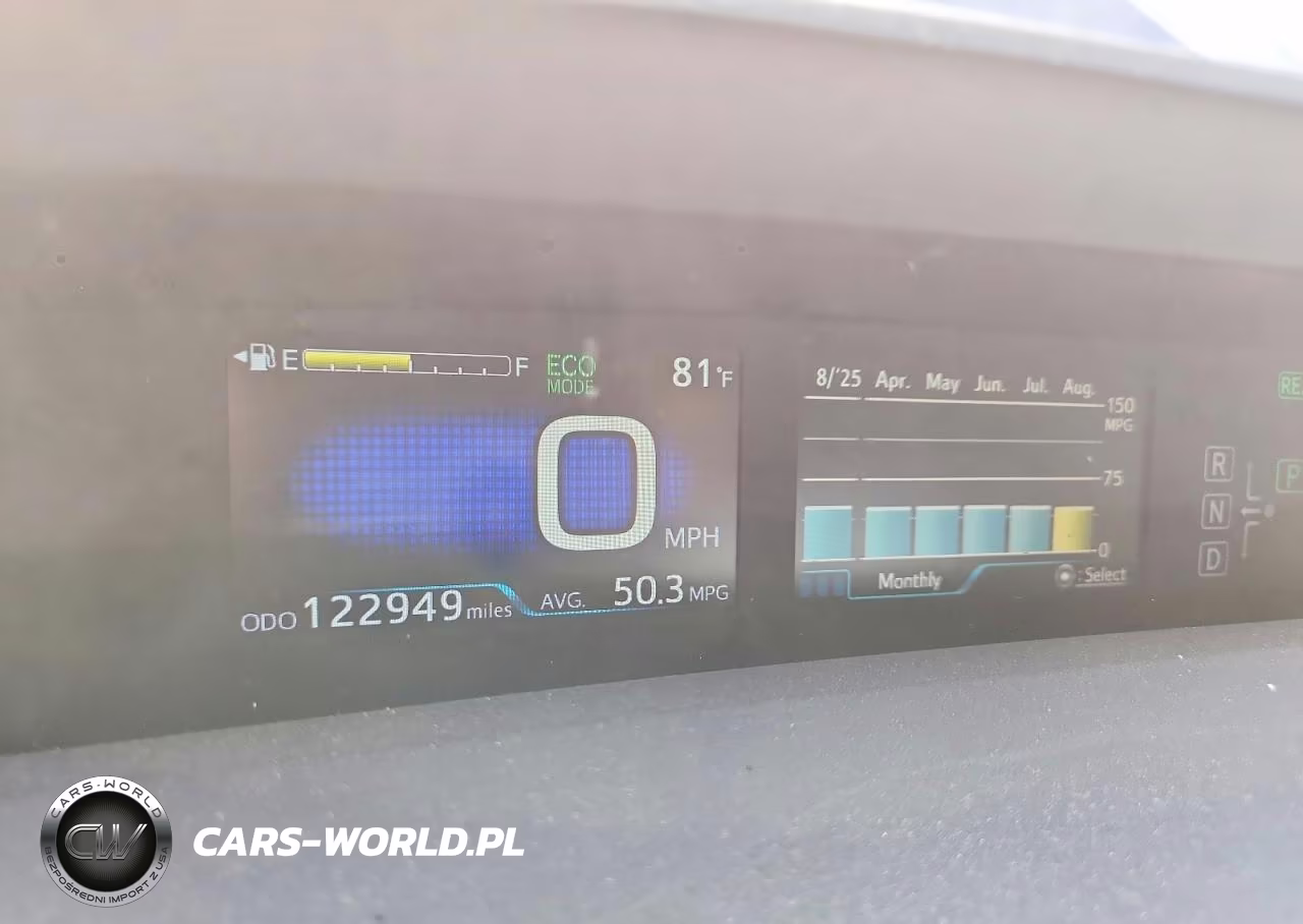 2016 Toyota Prius Two VIN:JTDKBRFU0G3515722 - 9