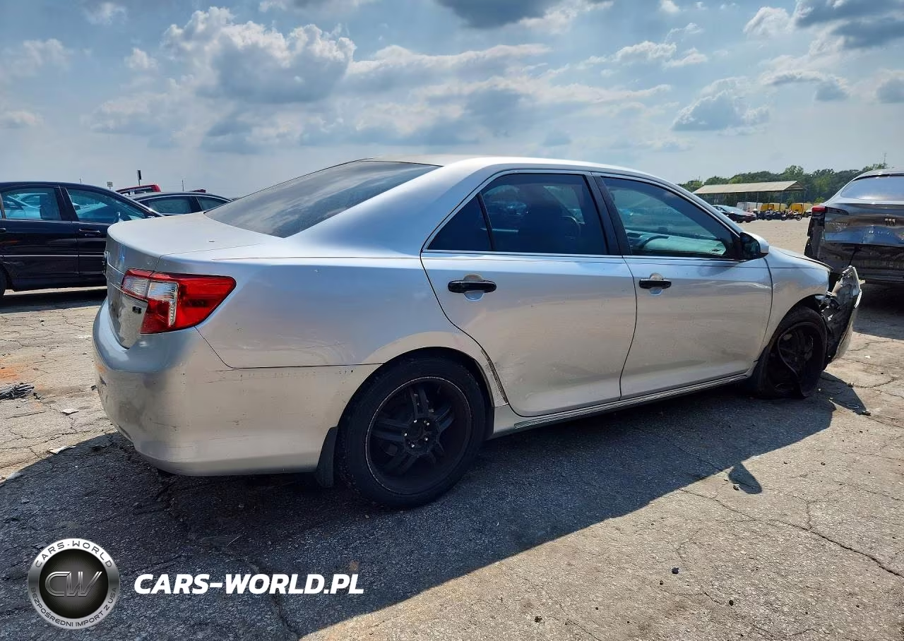 2012 Toyota Camry Le VIN:4T1BF1FK0CU053442 - 3